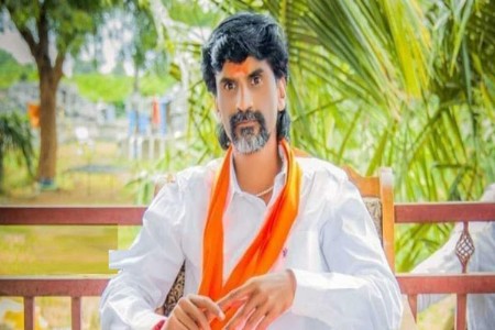 मराठा–धनगर समाजाला शांततेचे आवाहन