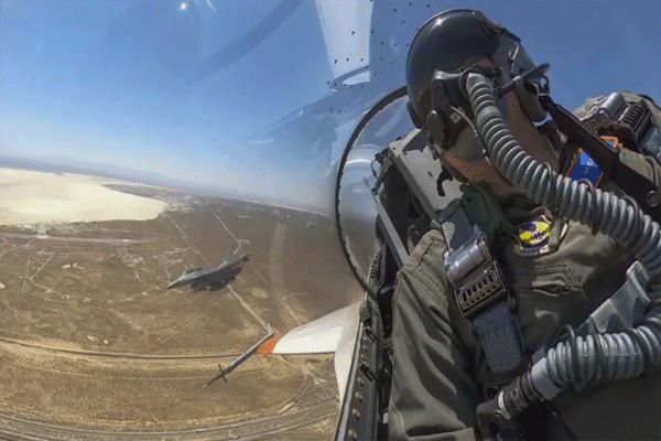 इराणमध्ये अमेरिकन वैमानिक पकडल्याचा दावा!