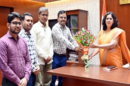 चंद्रपूरच्या जिल्हाधिकारीपदी वसुमना पंत रुजू