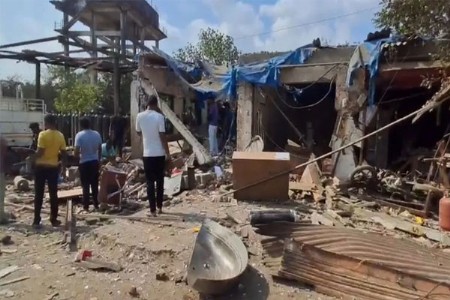 सिल्वासा गोदामात स्फोट; ४ मृत, ५ जखमी