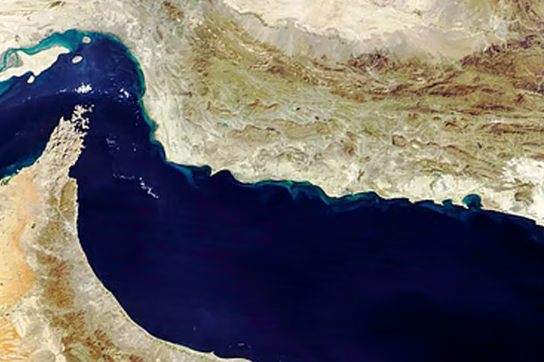 परंपरेला पाने पुसणे