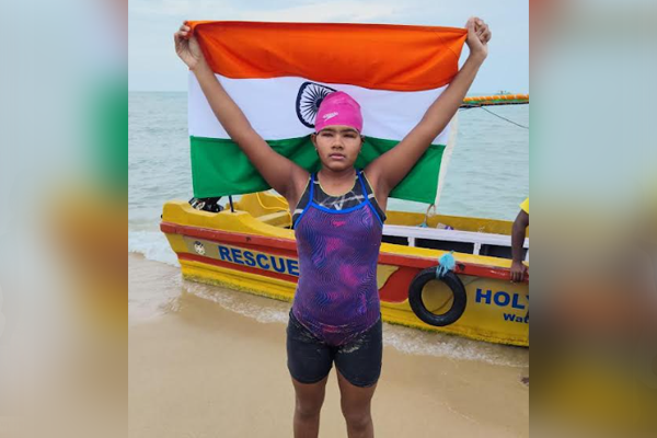 जलतरणपटू ईश्वरी कमलेश पांडे