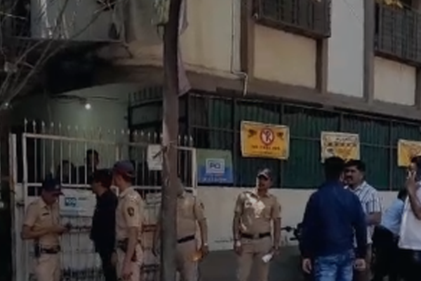 दोसर भवन जवळ सापडला विस्फोटक साठा