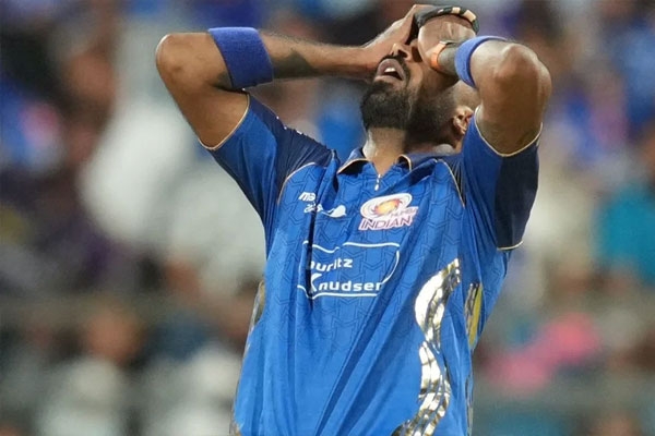 Pandya angry mi