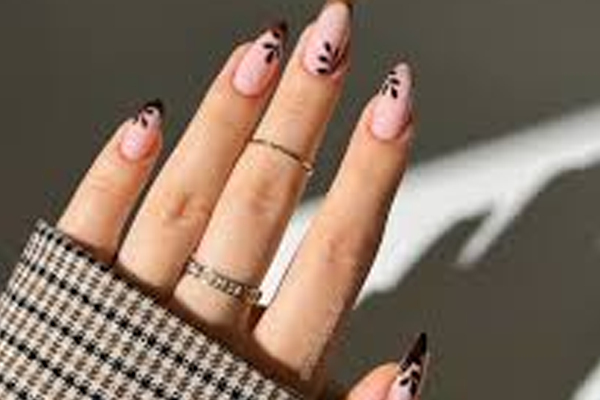gel nail beauty trend
