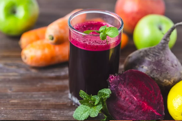  हे सहा रस दररोज सकाळी रिकाम्या पोटी प्या