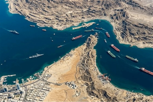 इराणने केली होर्मुझच्या सामुद्रधुनीसाठी पर्यायी मार्गाची घोषणा