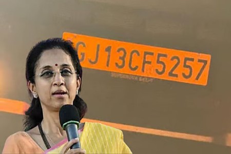 सुप्रिया सुळे यांच्या कारला मुंबई पुणे एक्सप्रेस वे वर अपघात