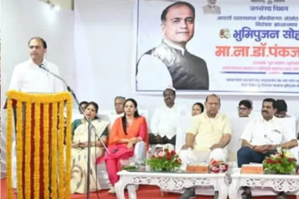 बोरच्या खोलीकरणासह संरक्षण भिंतीस गती