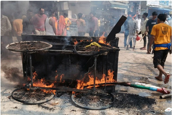 क्रौर्याचा कळस! ११ वर्षांच्या मुलीवर भररस्त्यात बलात्कार