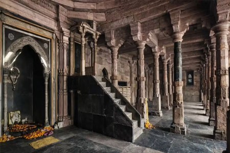 भोजशाला हे प्राचीन मंदिरचं!