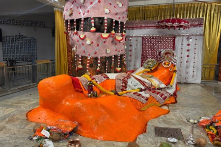 शनी जयंतीनिमित्त जाम सावळीत भाविकांची अलोट गर्दी