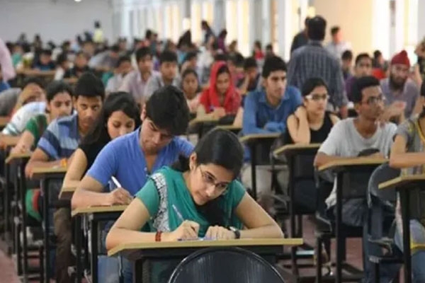 JEE Begins Under Strict Regulations 