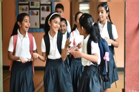 दिल्लीत शाळांच्या फी वसुलीवर निर्बंध