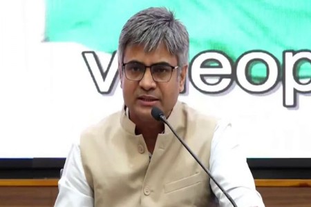 राज्यसभा खासदार संदीप पाठक यांच्यावर गुन्हा दाखल