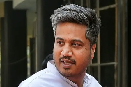 चर्चांना पूर्णविराम! नाराजीचे दावे फेटाळले