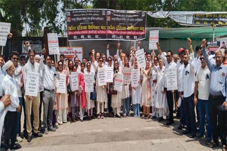 जिल्ह्यात औषधे दुकानदारांचा कडकडीत बंद