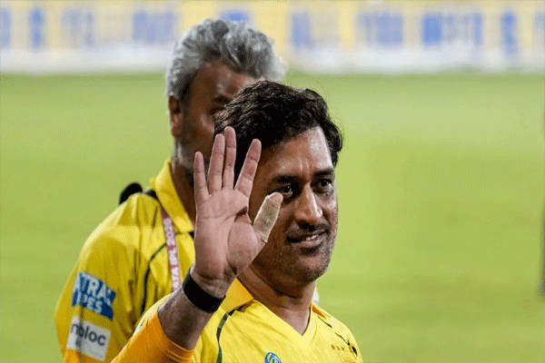 करोडो फॅन्सचं तुटलं हृदय! IPLच्या इतिहासात पहिल्यांदाच CSK 'धोनीशिवाय'