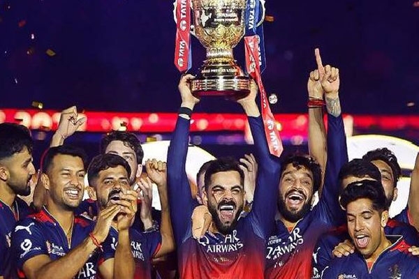 RCB 