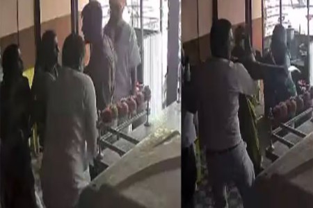 नेत्यावर कोयत्याने जीवघेणा हल्ला