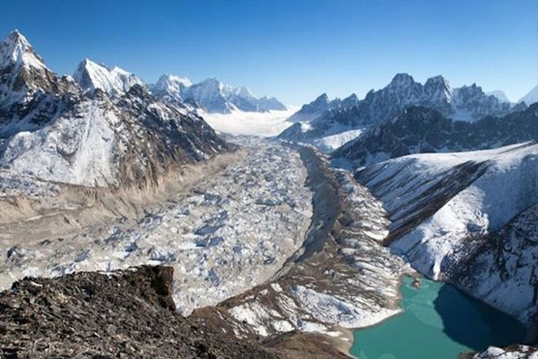 glacial lake Sissu