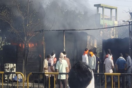 भरदुपारी राळेगावात अग्नितांडव