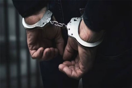 बंगालमध्ये 335 घुसखोर ताब्यात