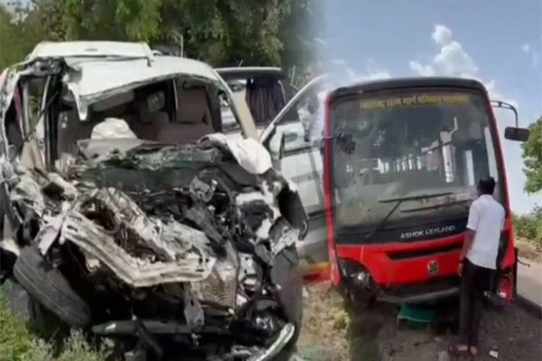 Ahilyanagar road accident 