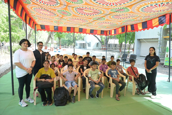 नागपूर पोलिसांचे शिबिर; मुलांचा उत्स्फूर्त प्रतिसाद