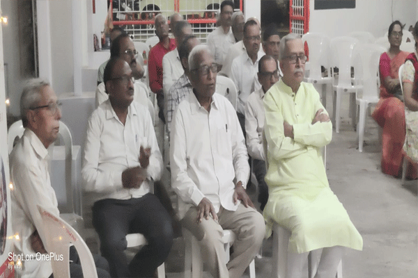 ज्येष्ठांसाठी आरोग्य शिबिर, मार्गदर्शनाचा लाभ