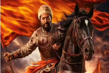 ‘राजा शिवाजी’ कमाईत ठरतोय सुपरहिट
