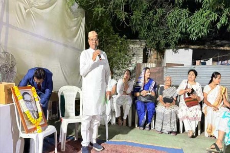 महापुरुषांचे विचार आचरणात आणा - रक्षक