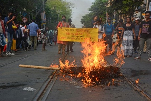 violence in bengal