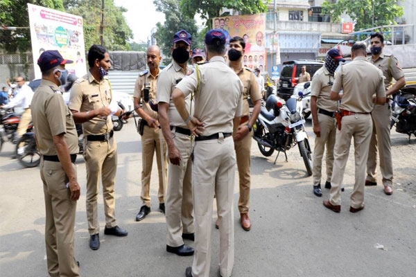 Pune police bribery case, Pune police corruption news, 98 lakh bribe case Pune, ACB Pune investigation