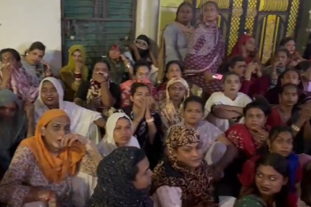 तृतीयपंथीयांचा सीताबर्डी पाेलिस ठाण्यात ‘राडा’