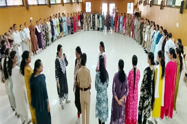 MAHILA
