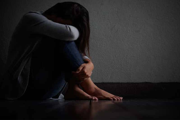 student commit suicide