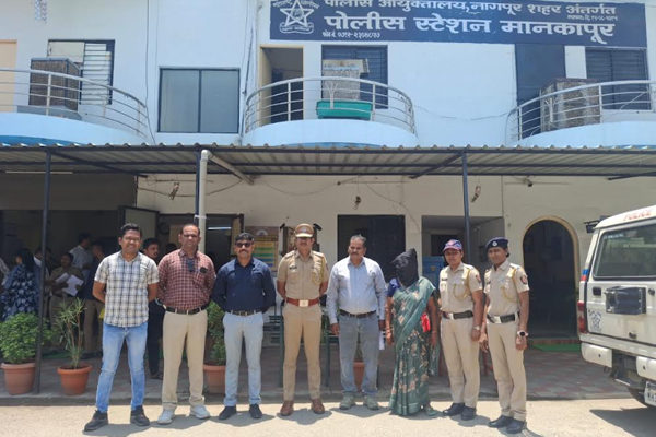 जुन्या वादातून महिलेने पेटवली कार