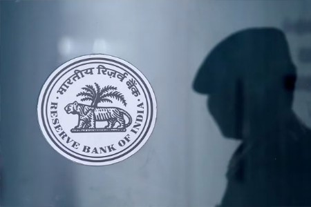 आरबीआयकडून ३५ एनबीएफसी कंपन्यांचे परवाने रद्द