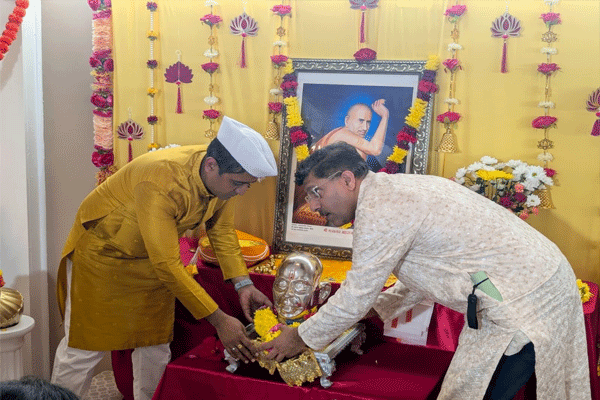 सातासमुद्रापार घुमला ‘गण गण गणात बोते’चा जयघोष