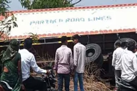 भीषण अपघात; तिघांचा मृत्यू