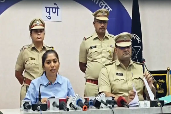 Pune fake call center raid, Hadapsar Fursungi cyber fraud,