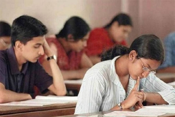 Nagpur University hall ticket error,