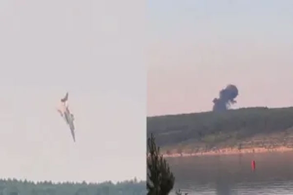 plane crashes plane crashes