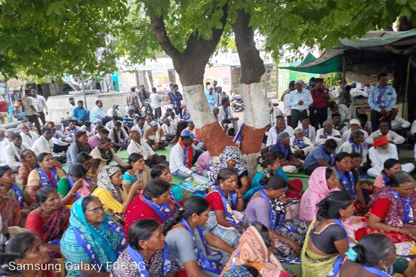 dharna-protest-led-by-the-bsp
