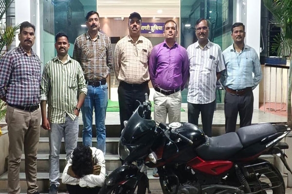 motorcycle theft, bike thief arrested, Washim Local Crime Branch,