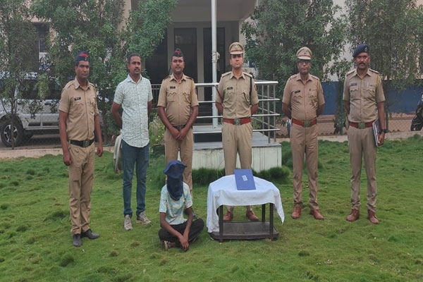 burglary arrest Tumsar police, stolen gold recovered Bhandara district,