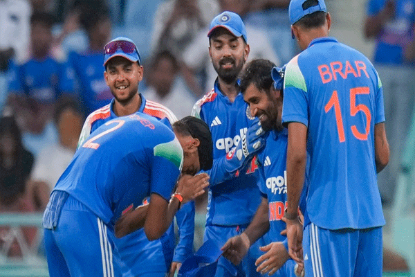 गिल-ईशानच्या भागीदारीने रचला विजयाचा महाल!