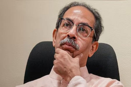 सहा खासदारांनी का सोडली उबाठाची साथ?ं