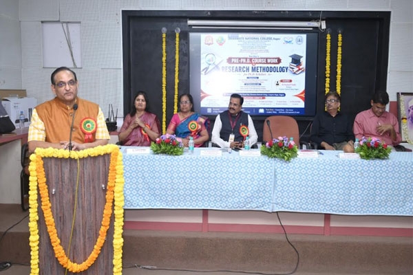 PhD research methodology course Nagpur, Dhanwate National College Nagpur,